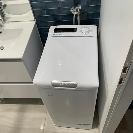 Quiet Near Train Station アパート